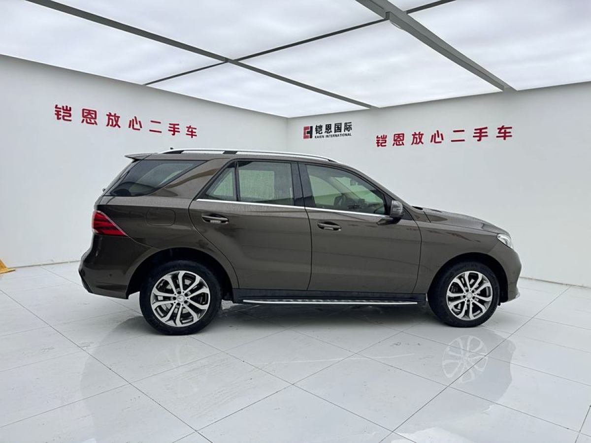 奔馳 奔馳GLE  2017款 GLE 320 4MATIC 動(dòng)感型圖片