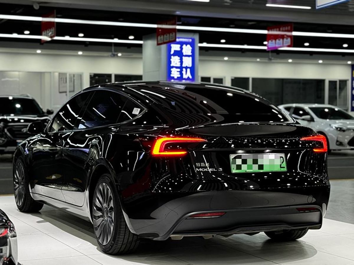 特斯拉 Model Y  2023款 后輪驅(qū)動版圖片