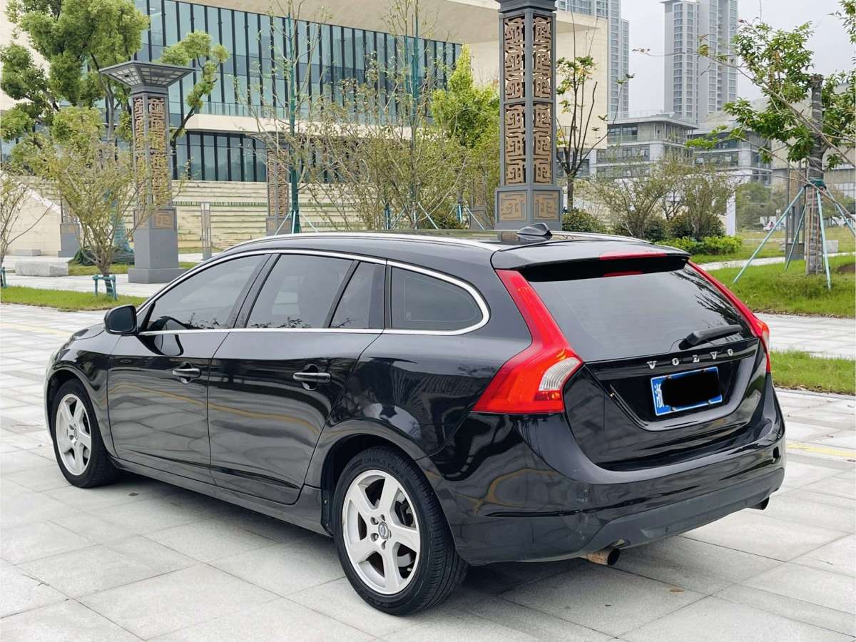 沃爾沃 V60  2013款 T5 智雅版圖片