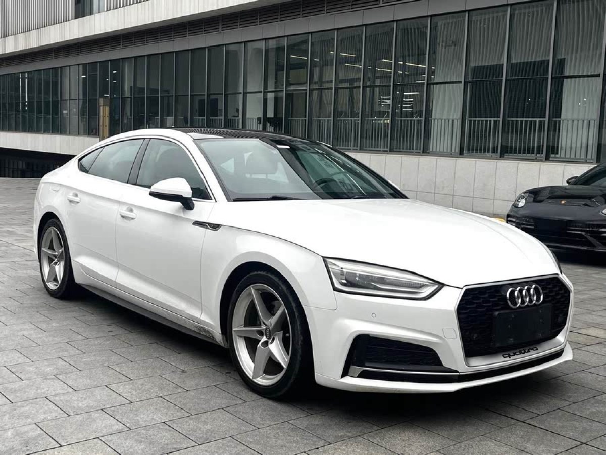 奧迪 奧迪A5  2019款 Sportback 40 TFSI 時(shí)尚型圖片