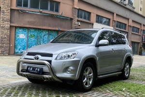 RAV4榮放 豐田 炫裝版 2.4L 自動四驅(qū)豪華