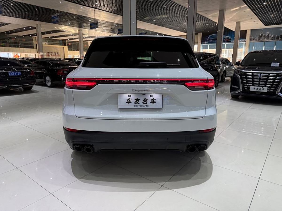 保時(shí)捷 Cayenne  2023款 Cayenne 3.0T 鉑金版圖片