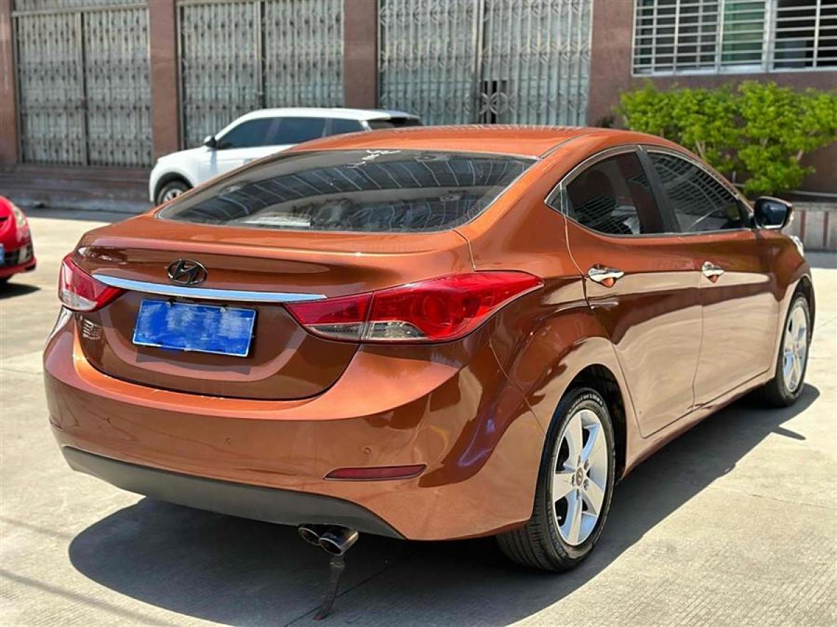 現(xiàn)代 朗動  2013款 1.6L 自動領(lǐng)先型圖片