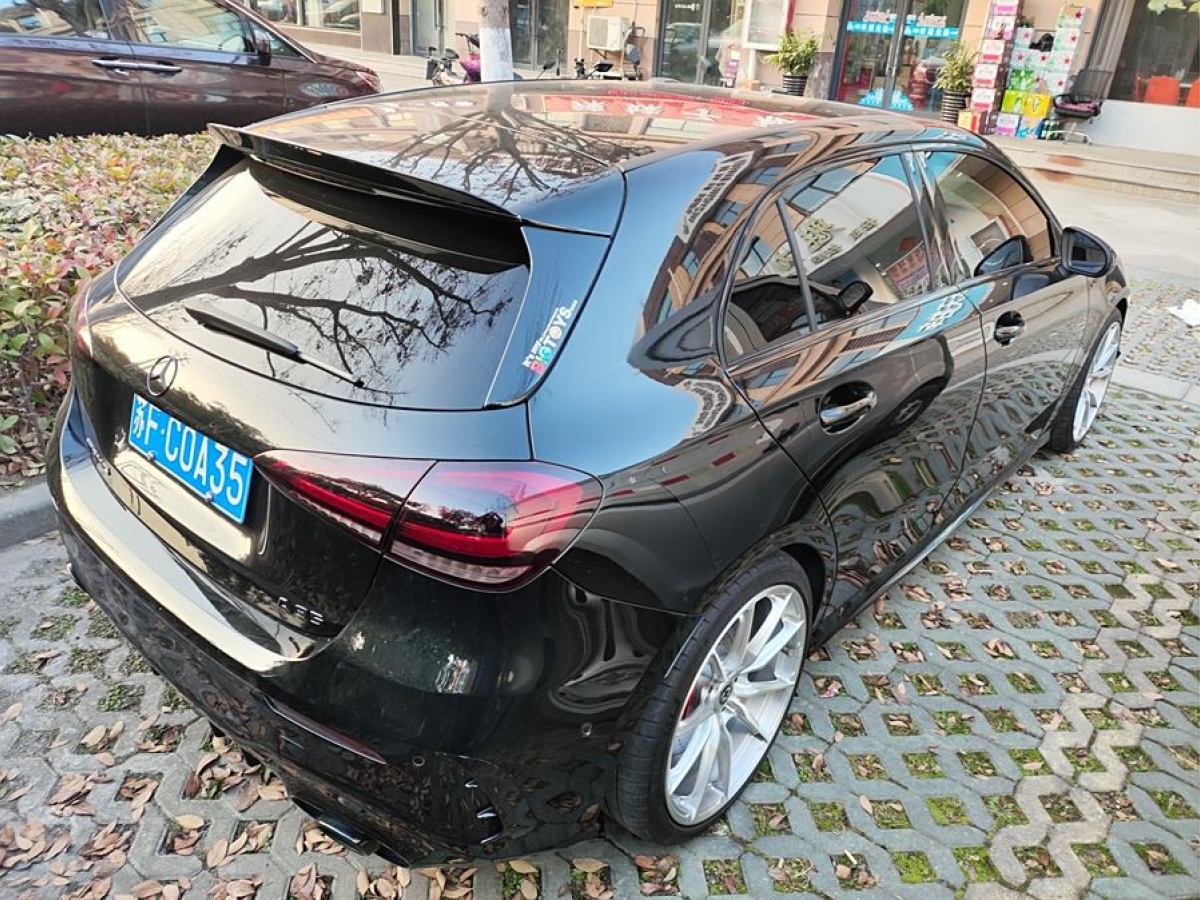 奔馳 奔馳A級(jí)AMG  2020款 改款 AMG A 35 4MATIC 先型特別版圖片