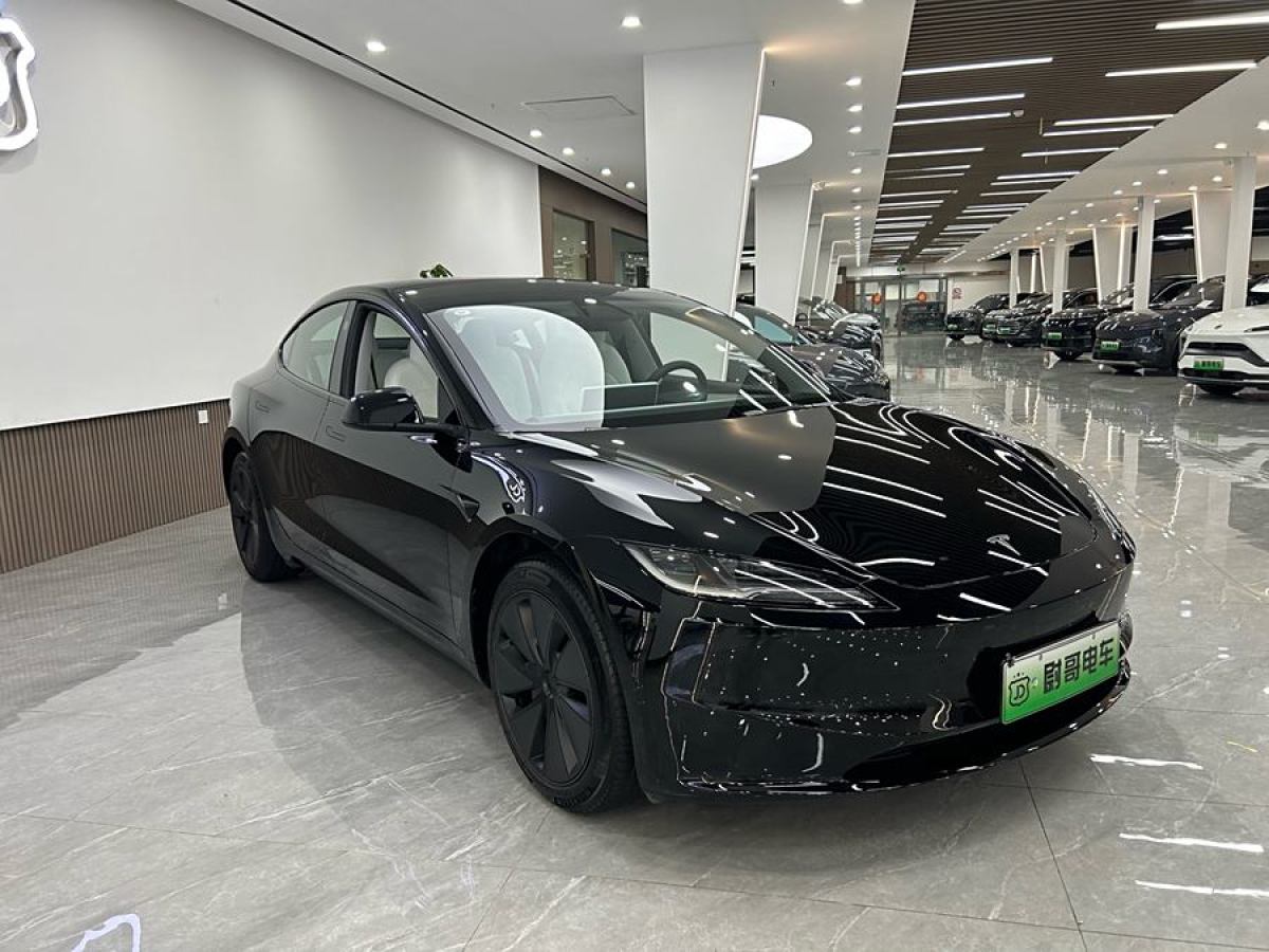 特斯拉 Model Y  2023款 后輪驅(qū)動(dòng)版圖片