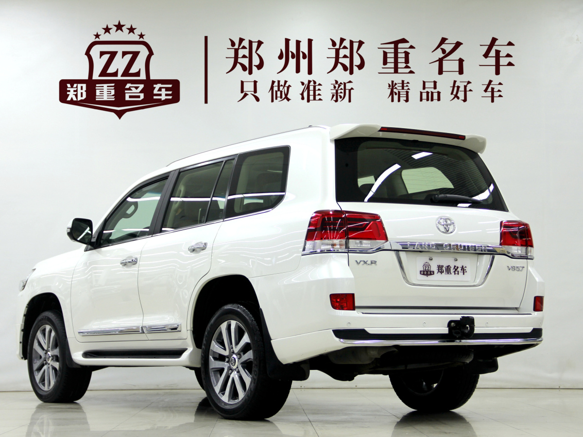 豐田 蘭德酷路澤  2018款 5.7L VX-R 12氣 底升(中東版)圖片