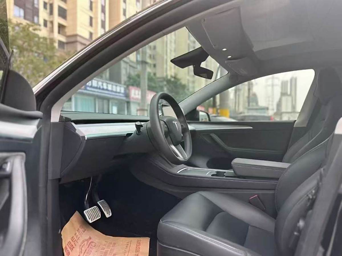 特斯拉 Model 3  2022款 后輪驅(qū)動(dòng)版圖片