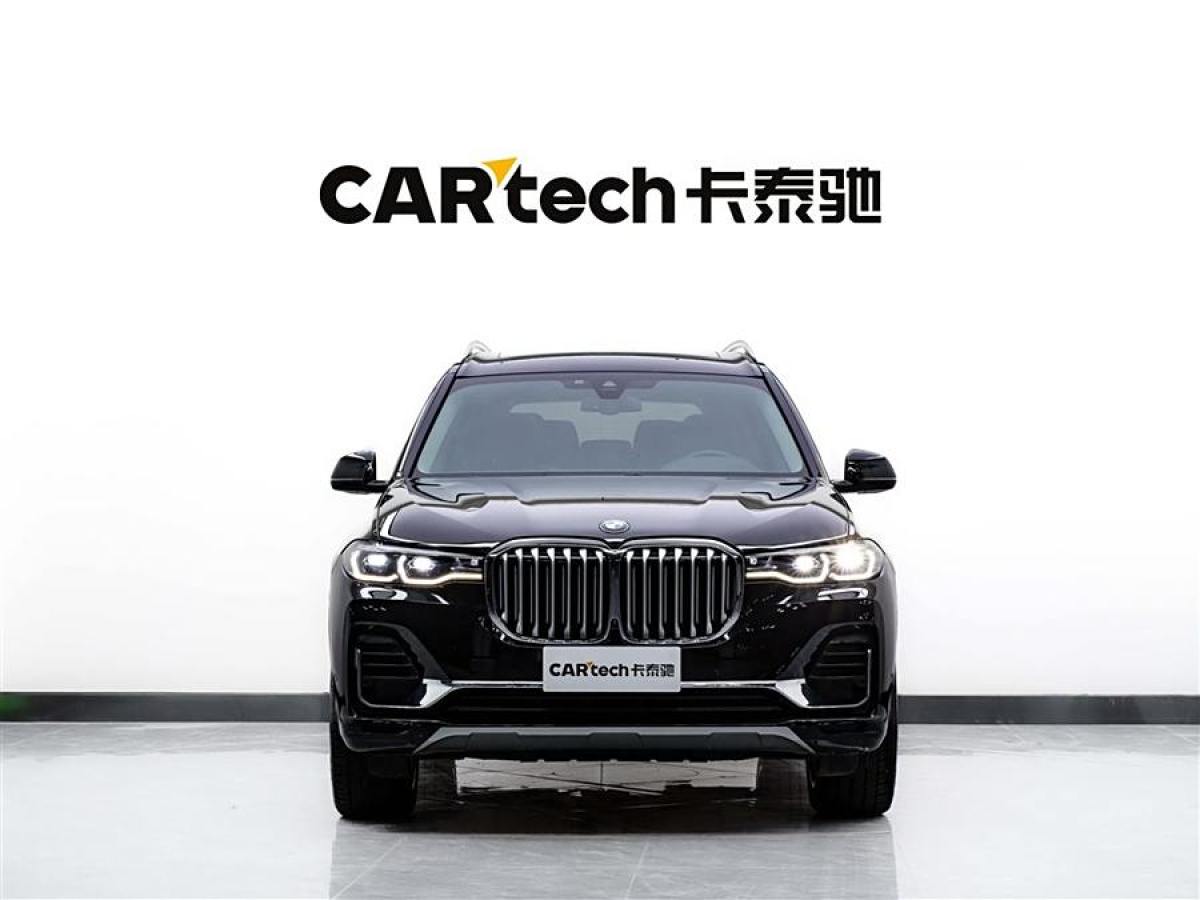 寶馬 寶馬X7  2021款 改款 xDrive40i 領(lǐng)先型豪華套裝圖片