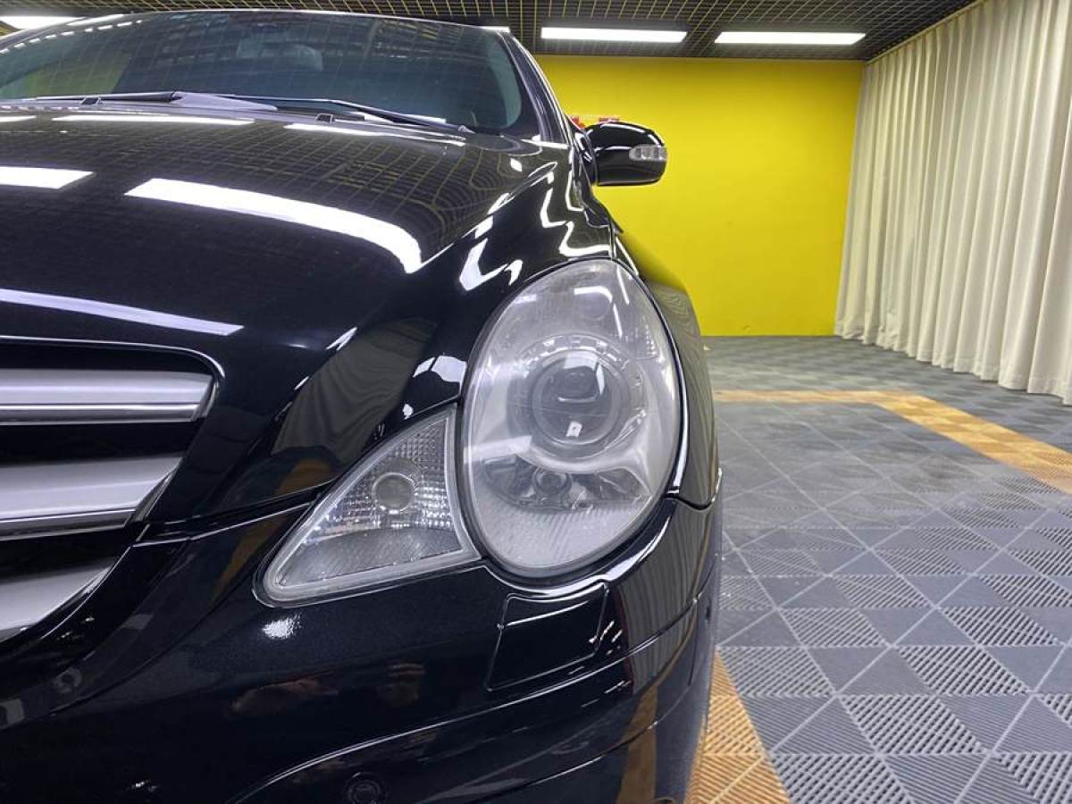 2008年10月奔馳 奔馳R級  2007款 R 350 L 4MATIC