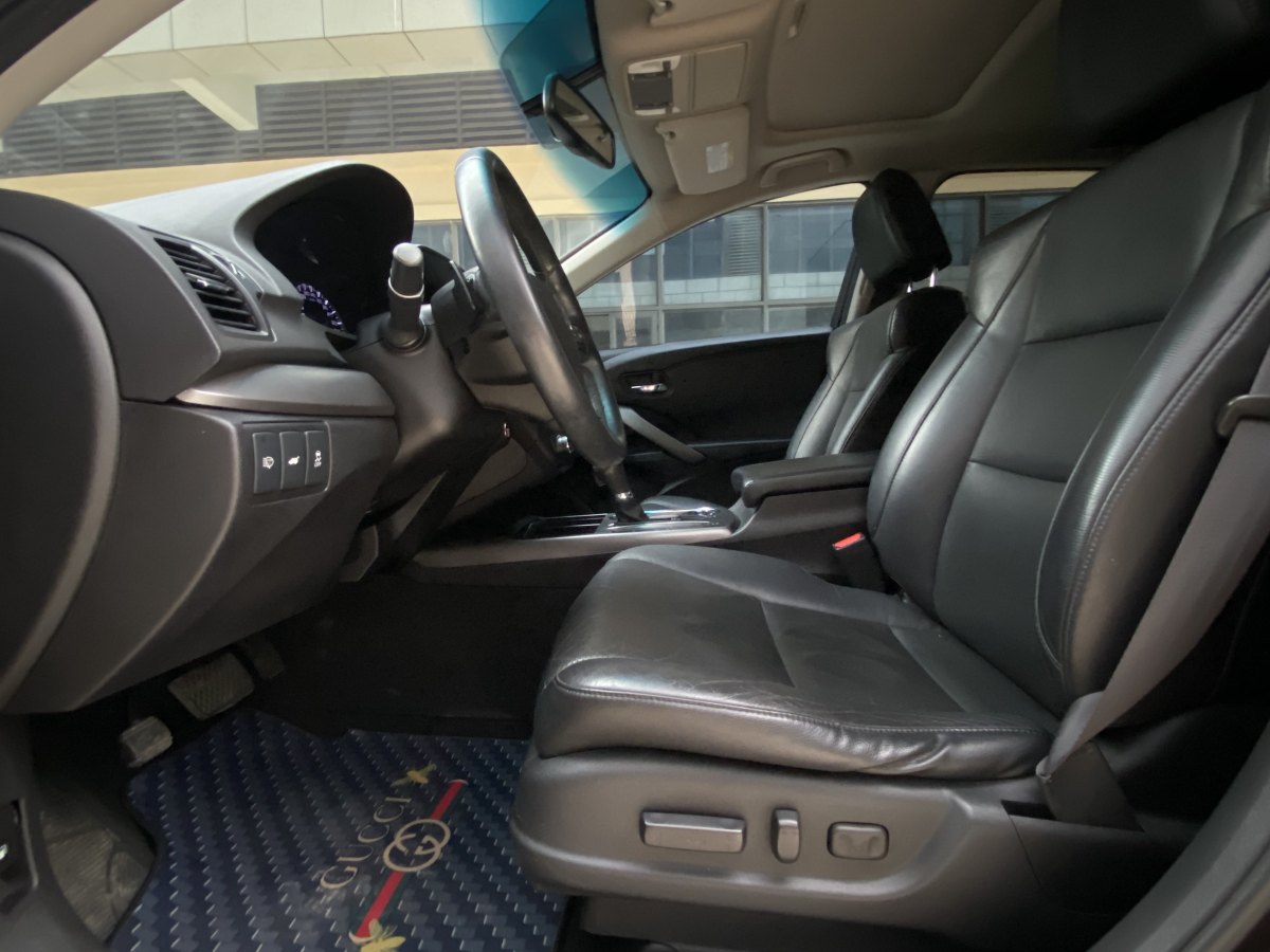 謳歌 RDX  2013款 3.0L 兩驅(qū)精英版圖片
