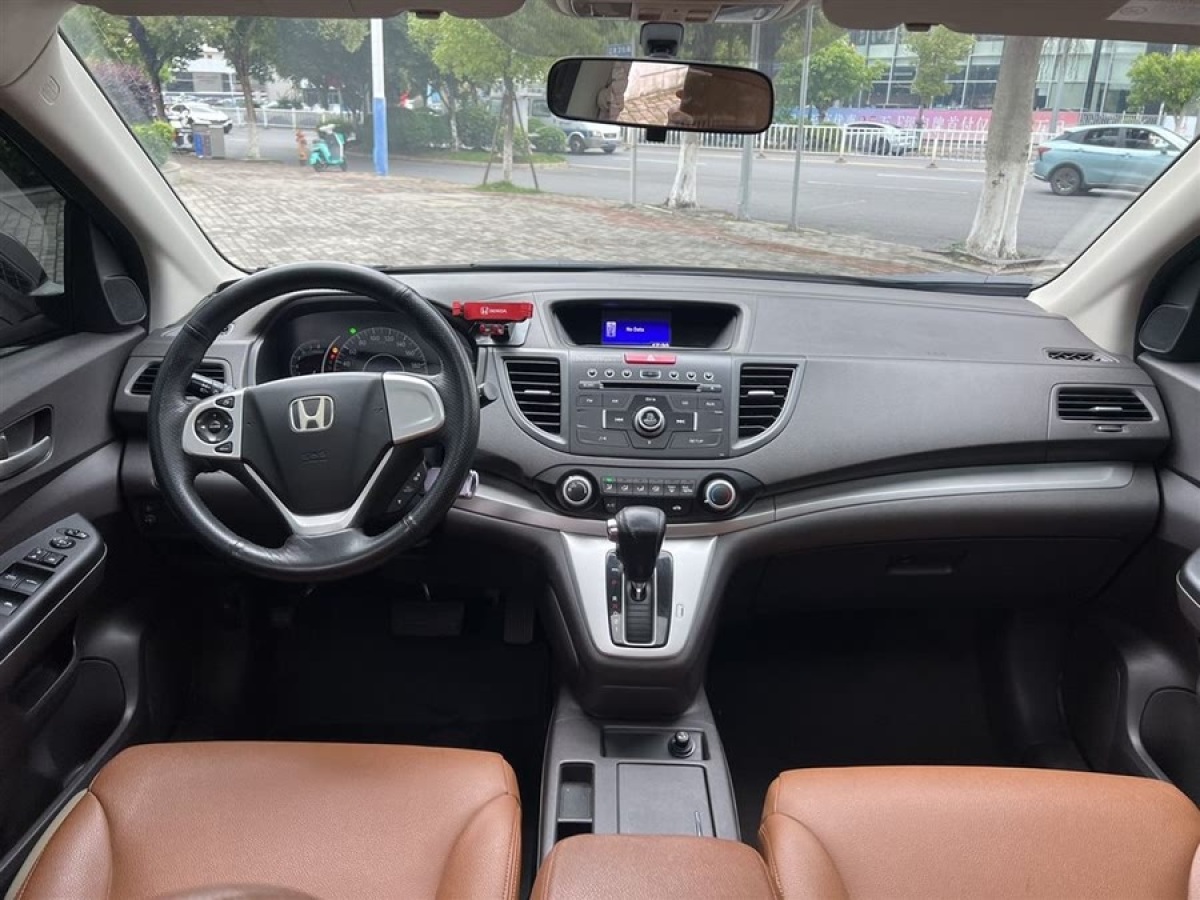 本田 CR-V  2012款 2.0L 四驅(qū)經(jīng)典版圖片