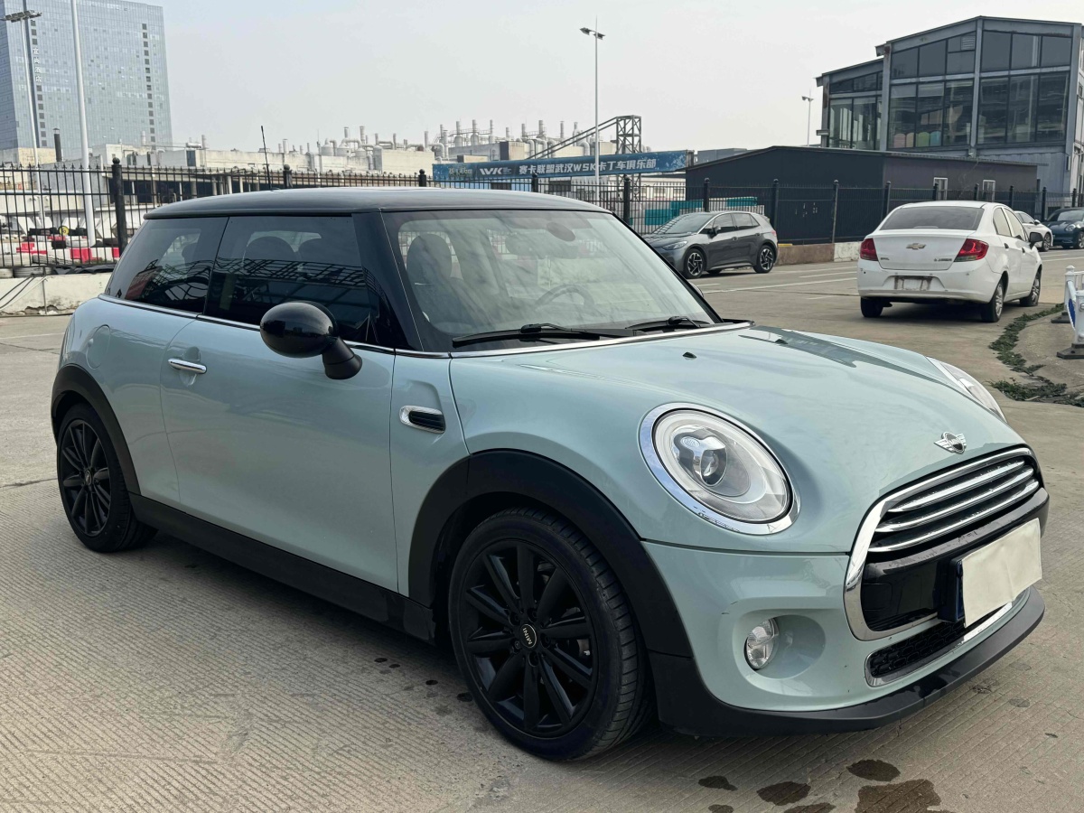 MINI MINI  2017款 1.5T COOPER 加勒比藍限量版圖片