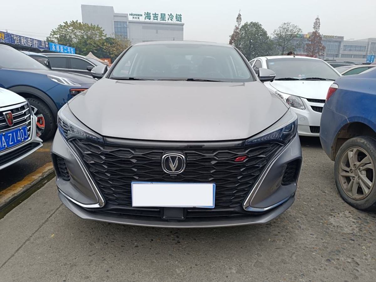 長(zhǎng)安 逸動(dòng)  2021款 PLUS 藍(lán)鯨NE 1.4T GDI DCT尊貴型圖片