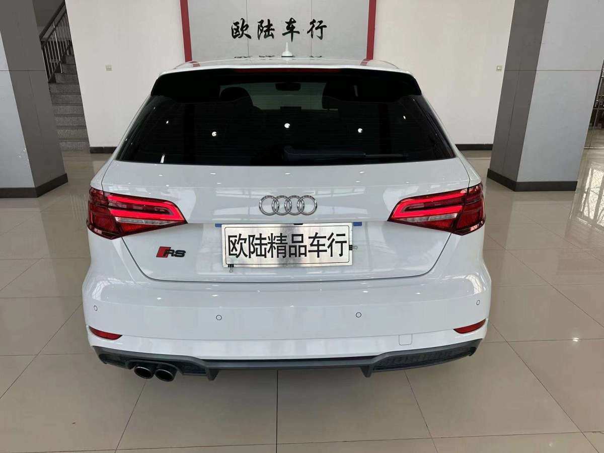 奧迪 奧迪A3  2018款 30周年年型 Sportback 35 TFSI 時(shí)尚型圖片