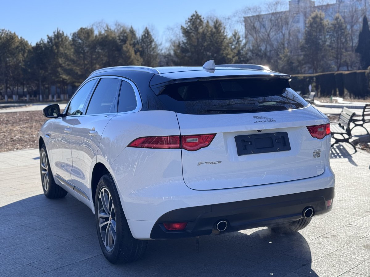 捷豹 F-PACE  2018款 3.0 SC 四驅(qū)R-Sport運動版圖片