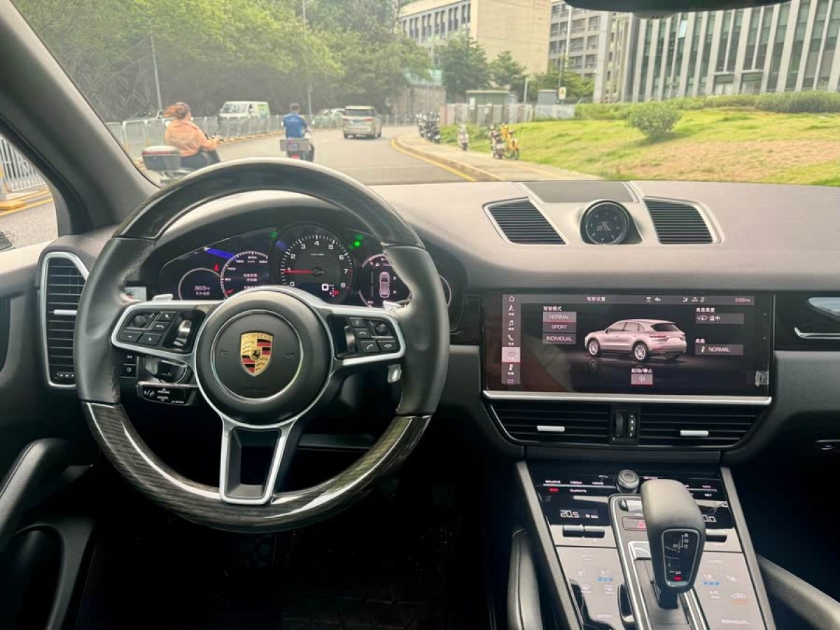 保時(shí)捷 Cayenne  2019款 Cayenne 3.0T圖片