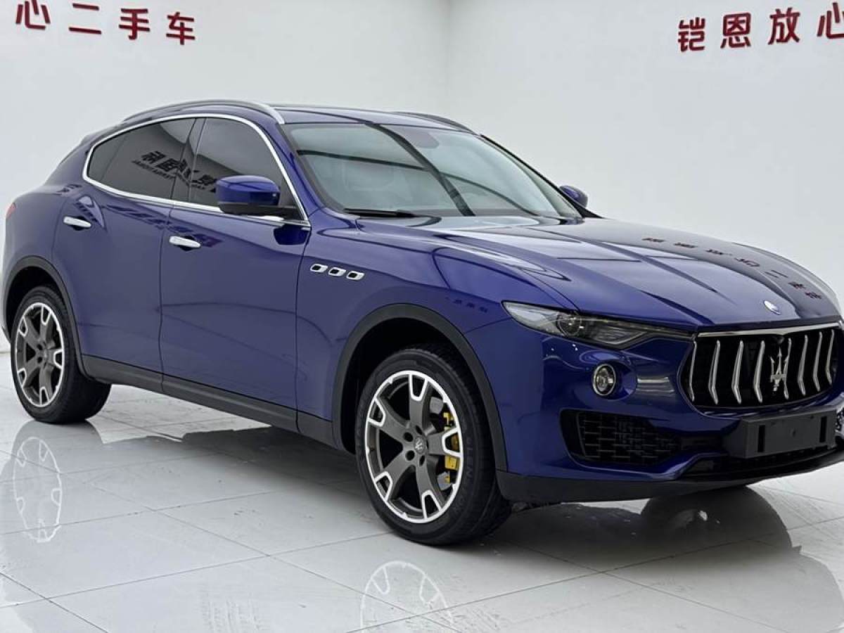 瑪莎拉蒂 Levante  2018款 3.0T 350Hp 標(biāo)準(zhǔn)版圖片