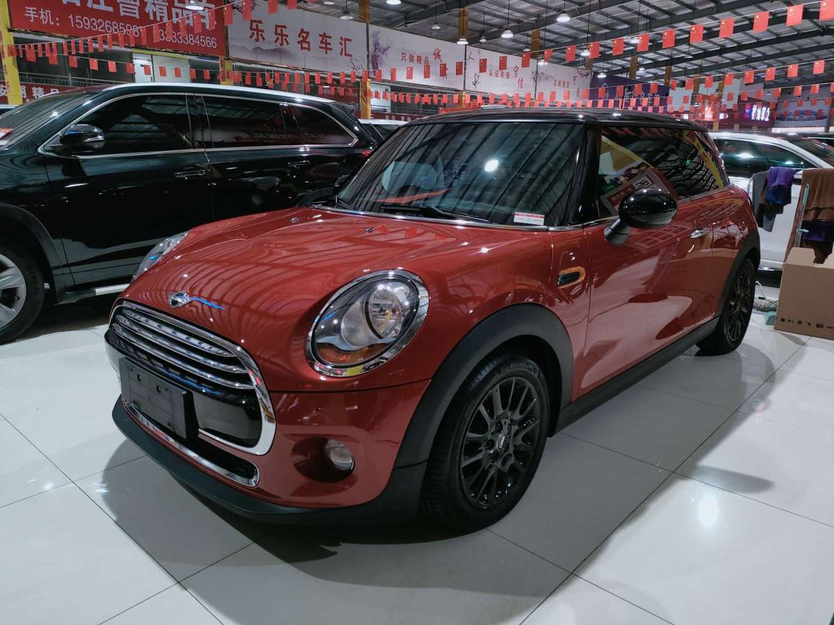 MINI MINI  2018款 1.5T COOPER 色彩紀(jì)念版圖片