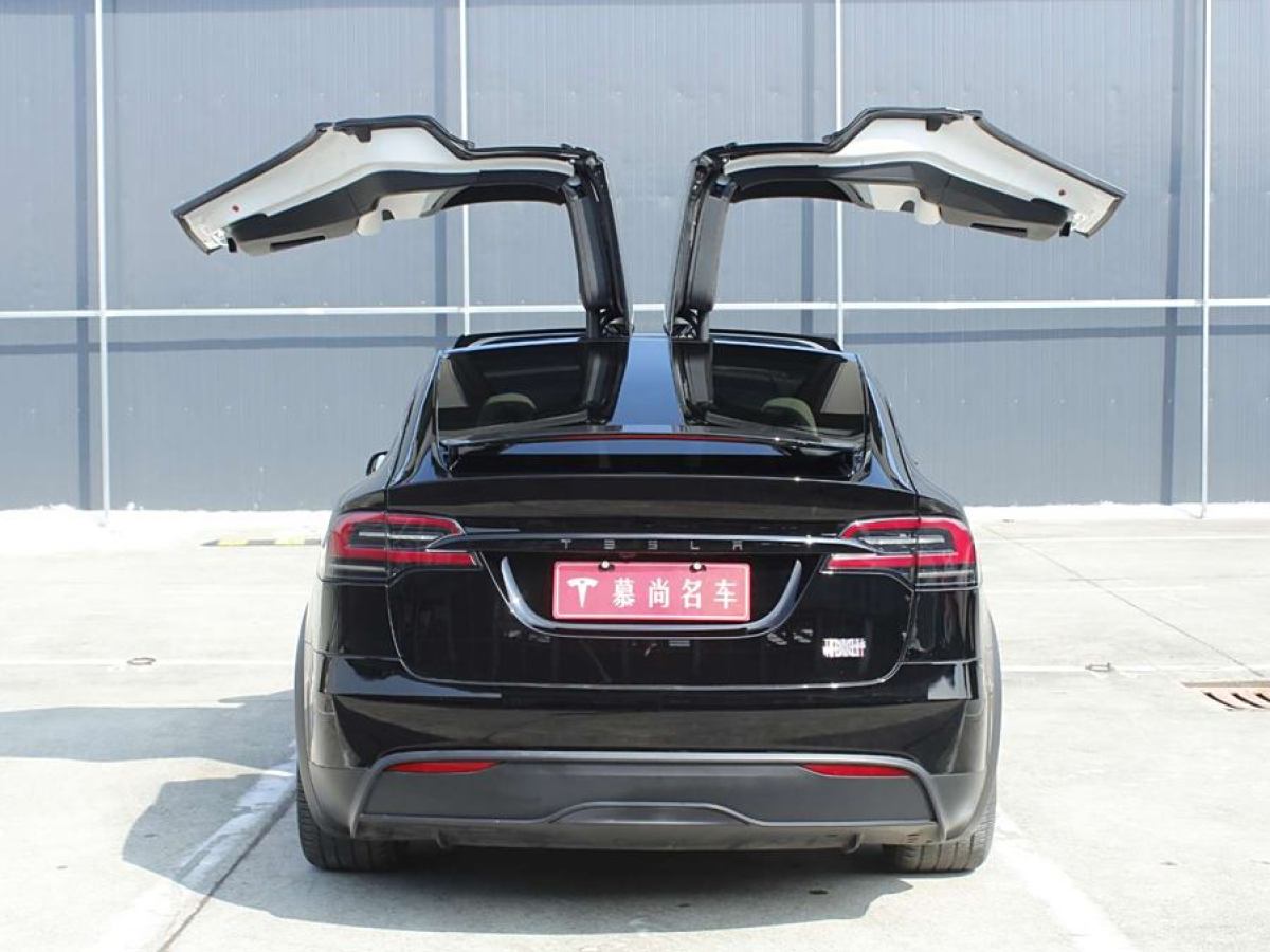 特斯拉 Model X  2023款 三電機全輪驅(qū)動 Plaid版圖片