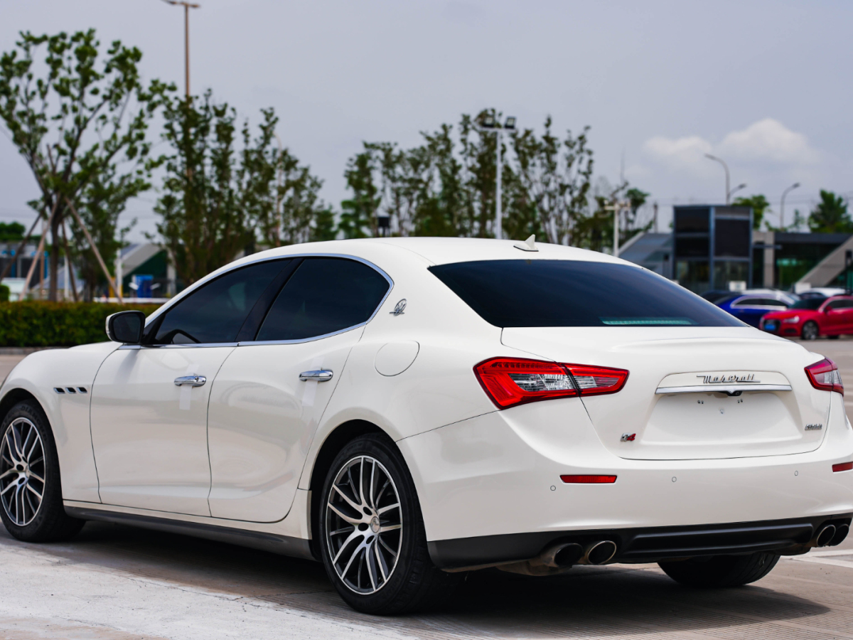 瑪莎拉蒂 Ghibli  2017款 3.0T 標(biāo)準(zhǔn)版圖片