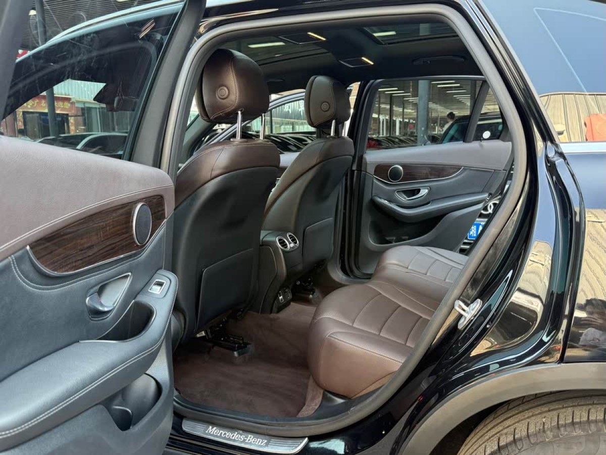 奔馳 奔馳GLC  2019款 GLC 260 4MATIC 動感型圖片