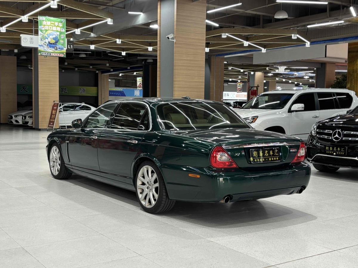 捷豹 XJ  2007款 XJ6L 3.0皇家加長版圖片