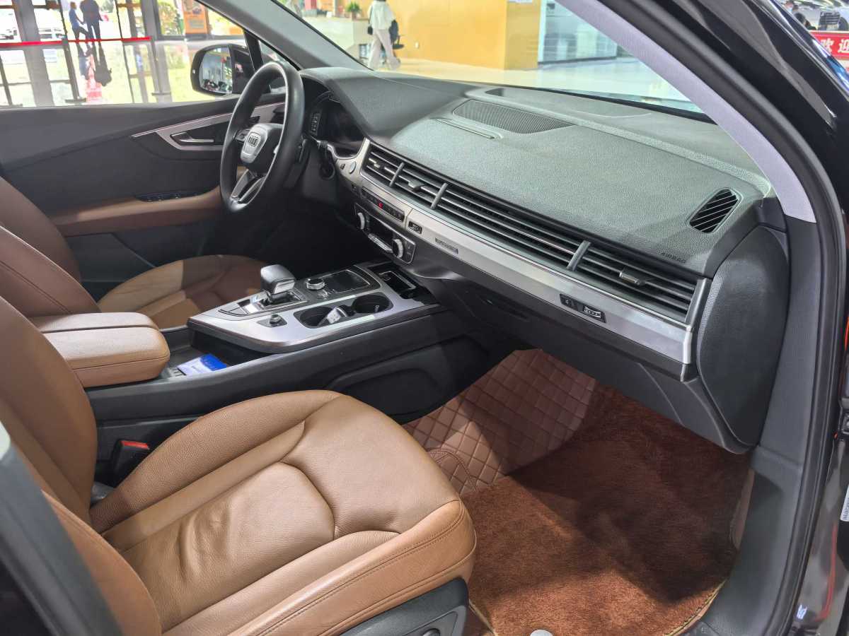 2019年12月奧迪 奧迪Q7  2019款 45 TFSI 舒適型
