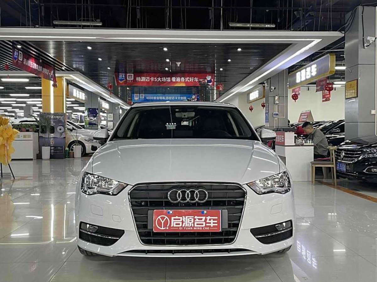 奧迪 奧迪A3  2016款 Sportback 35 TFSI 進(jìn)取型圖片