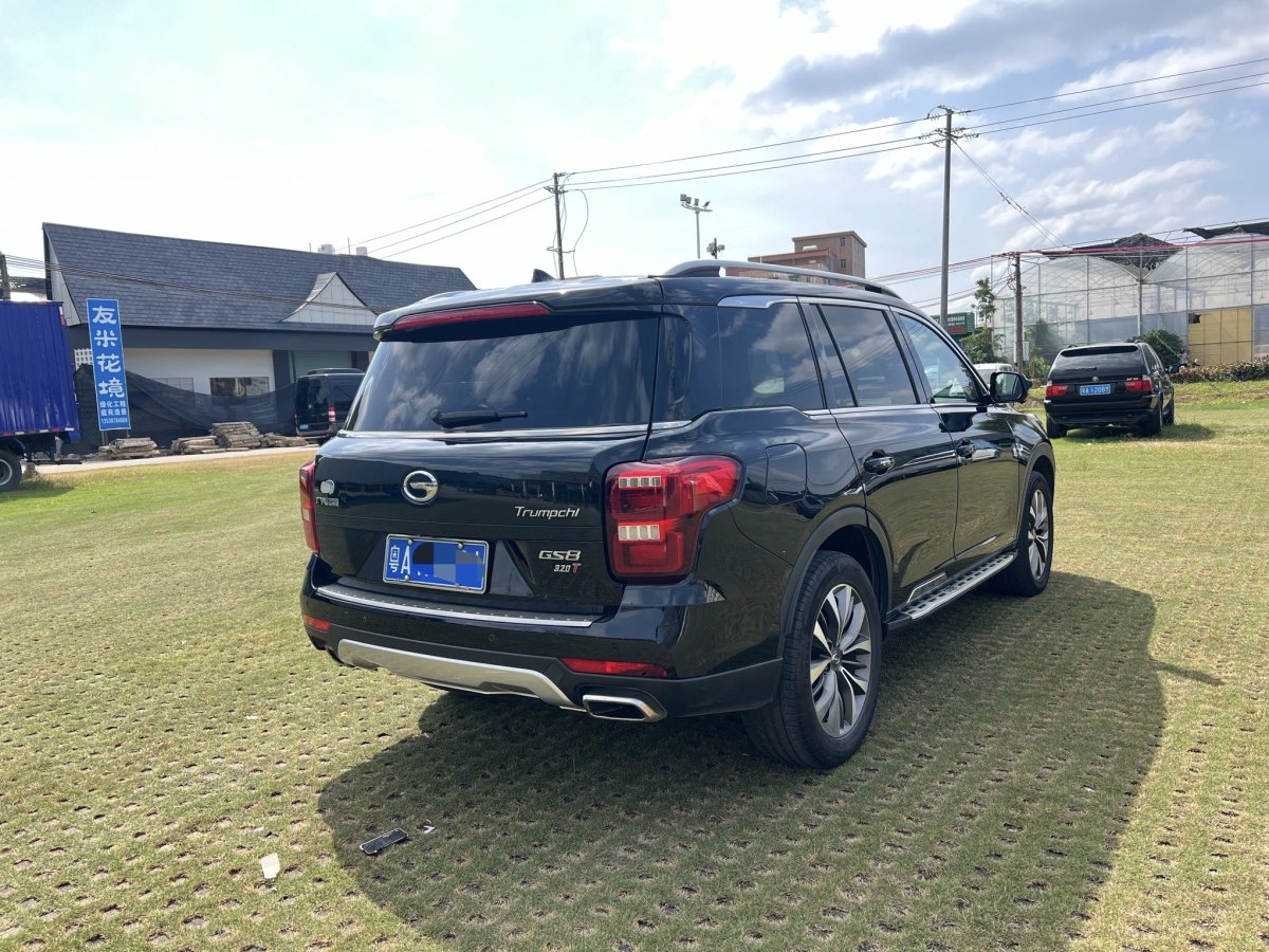 廣汽傳祺 GS8  2017款 320T 兩驅(qū)豪華版圖片