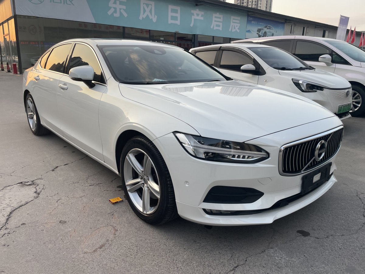 沃爾沃 S90  2018款 T4 智遠版圖片