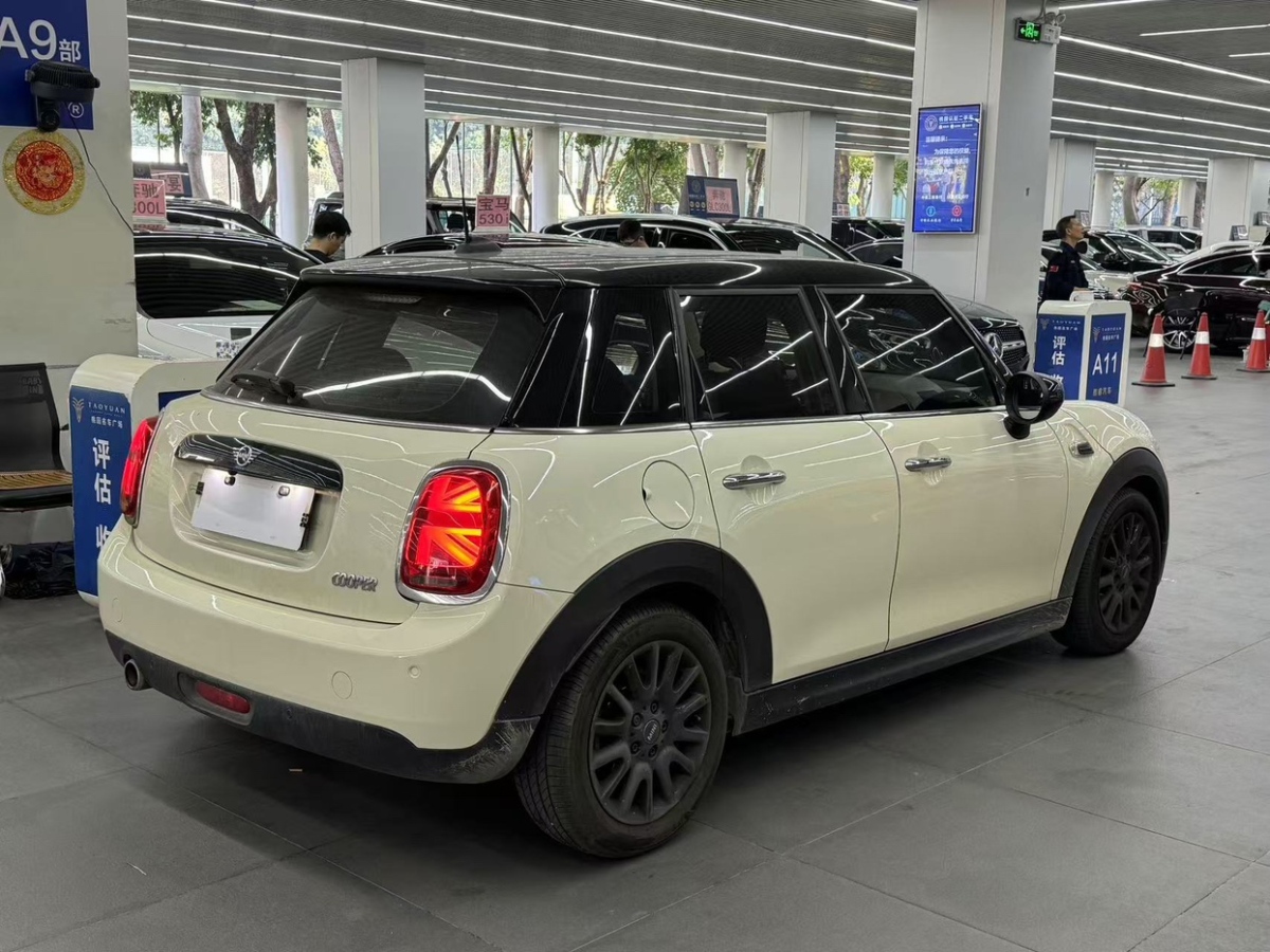 MINI MINI  2020款 1.5T COOPER 經典派 五門絕色版圖片