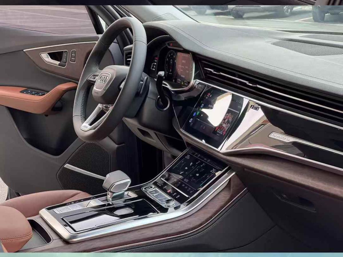 奧迪 奧迪Q7  2023款 45 TFSI quattro S line運動型圖片