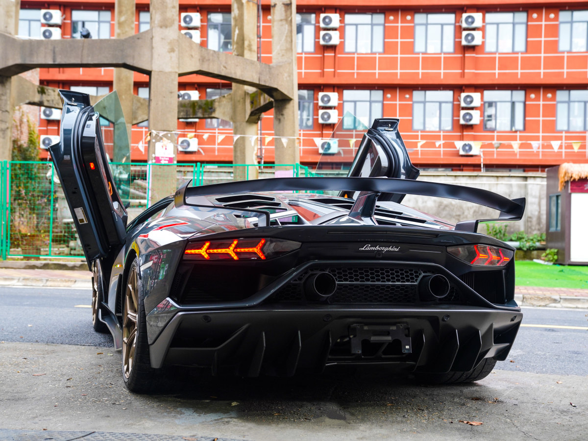 蘭博基尼 Aventador  2019款 Aventador SVJ圖片