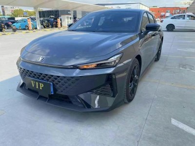 2023年3月 長(zhǎng)安 長(zhǎng)安UNI-V 1.5T 尊享型圖片