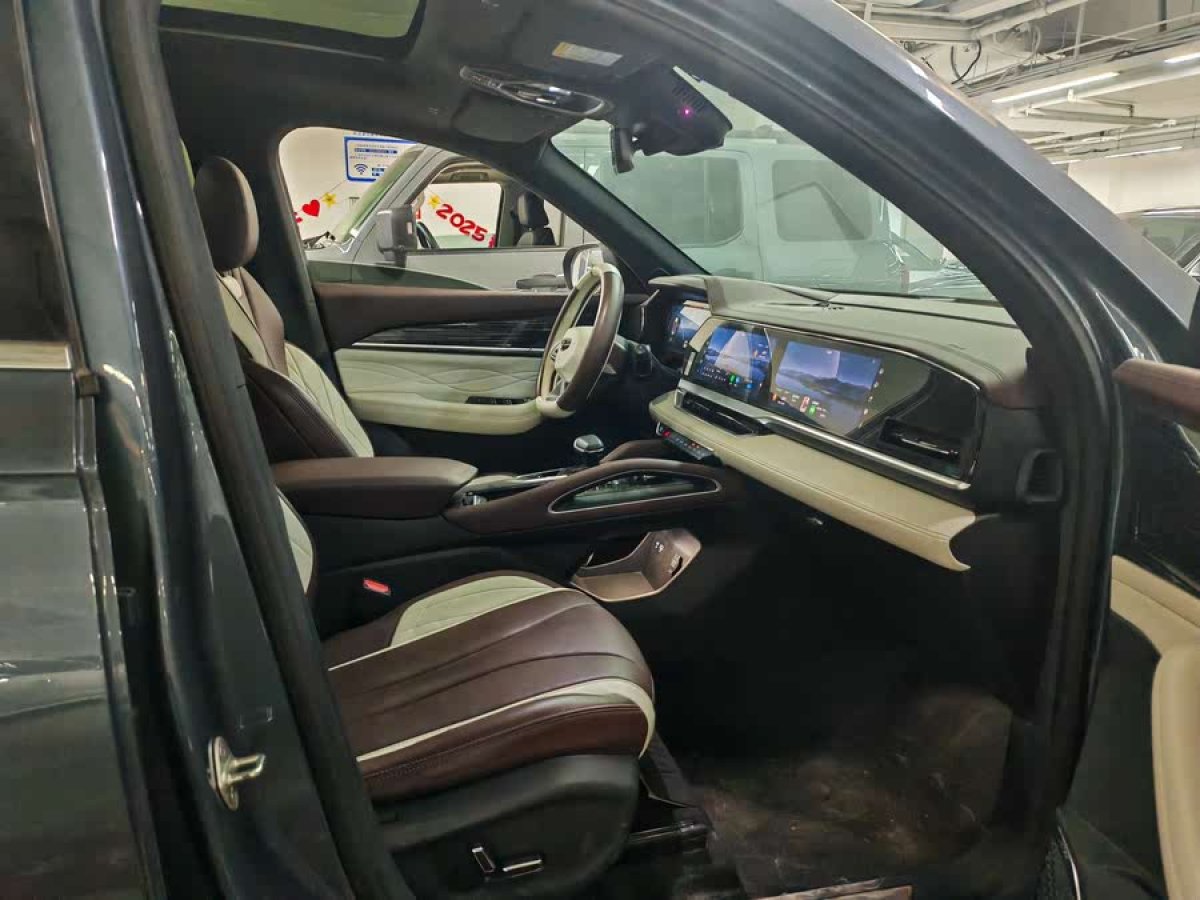 吉利 星越L  2021款 2.0TD DCT EVO兩驅(qū)智尊型圖片