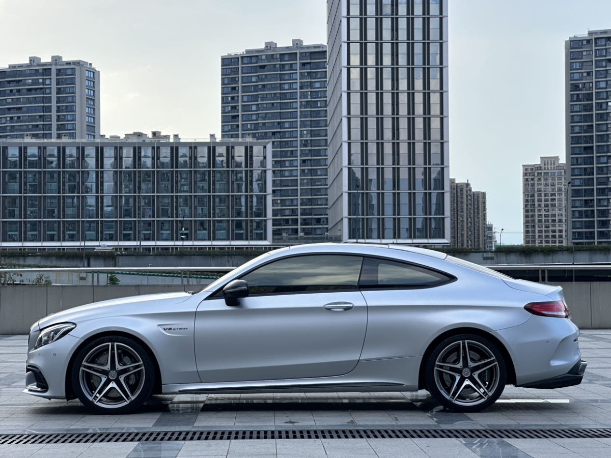 2018年06月奔馳 奔馳C級(jí)AMG  2016款 AMG C 63 Coupe