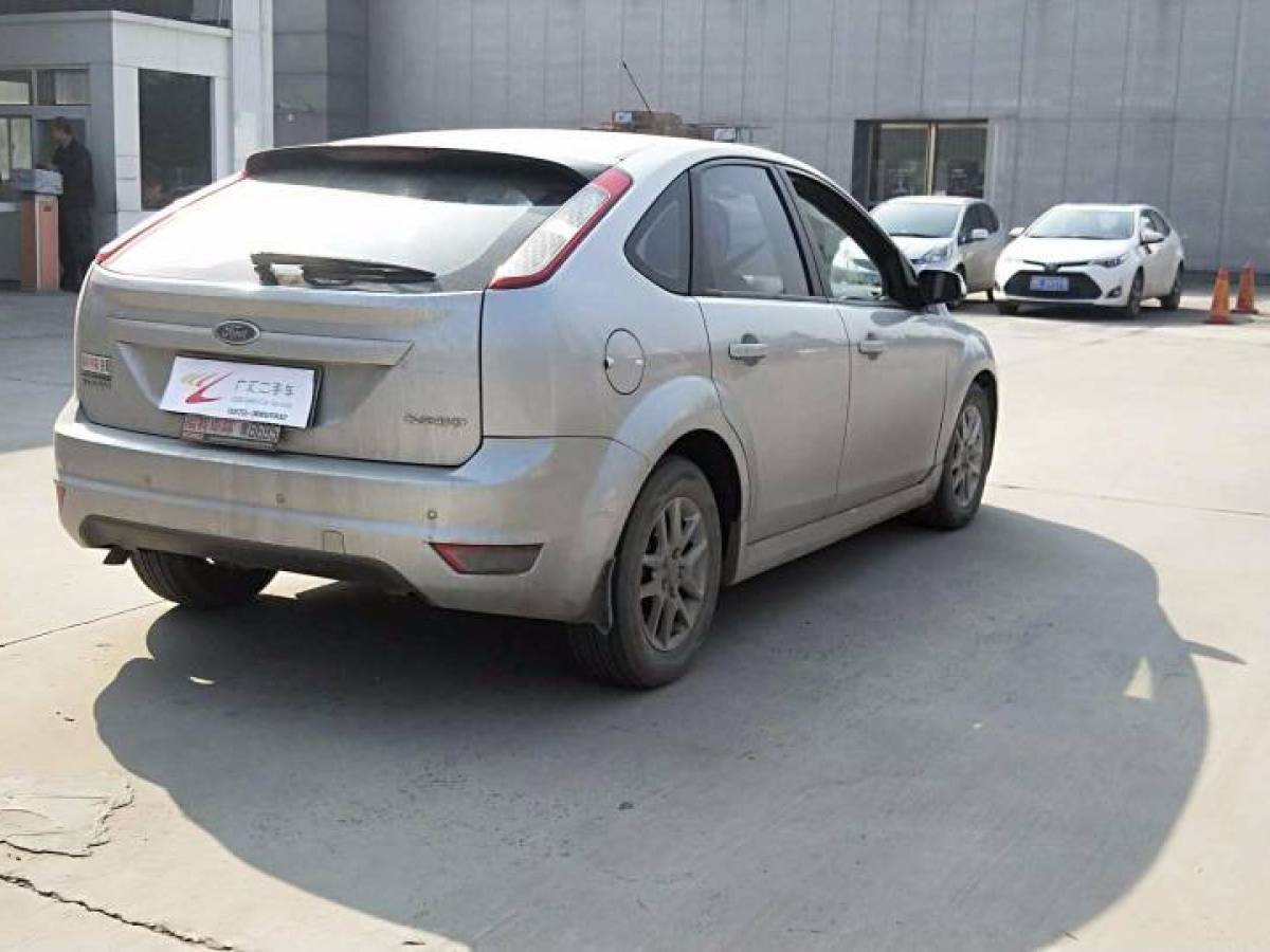 福特 福克斯 2009款 两厢 1.8l 手动舒适型图片