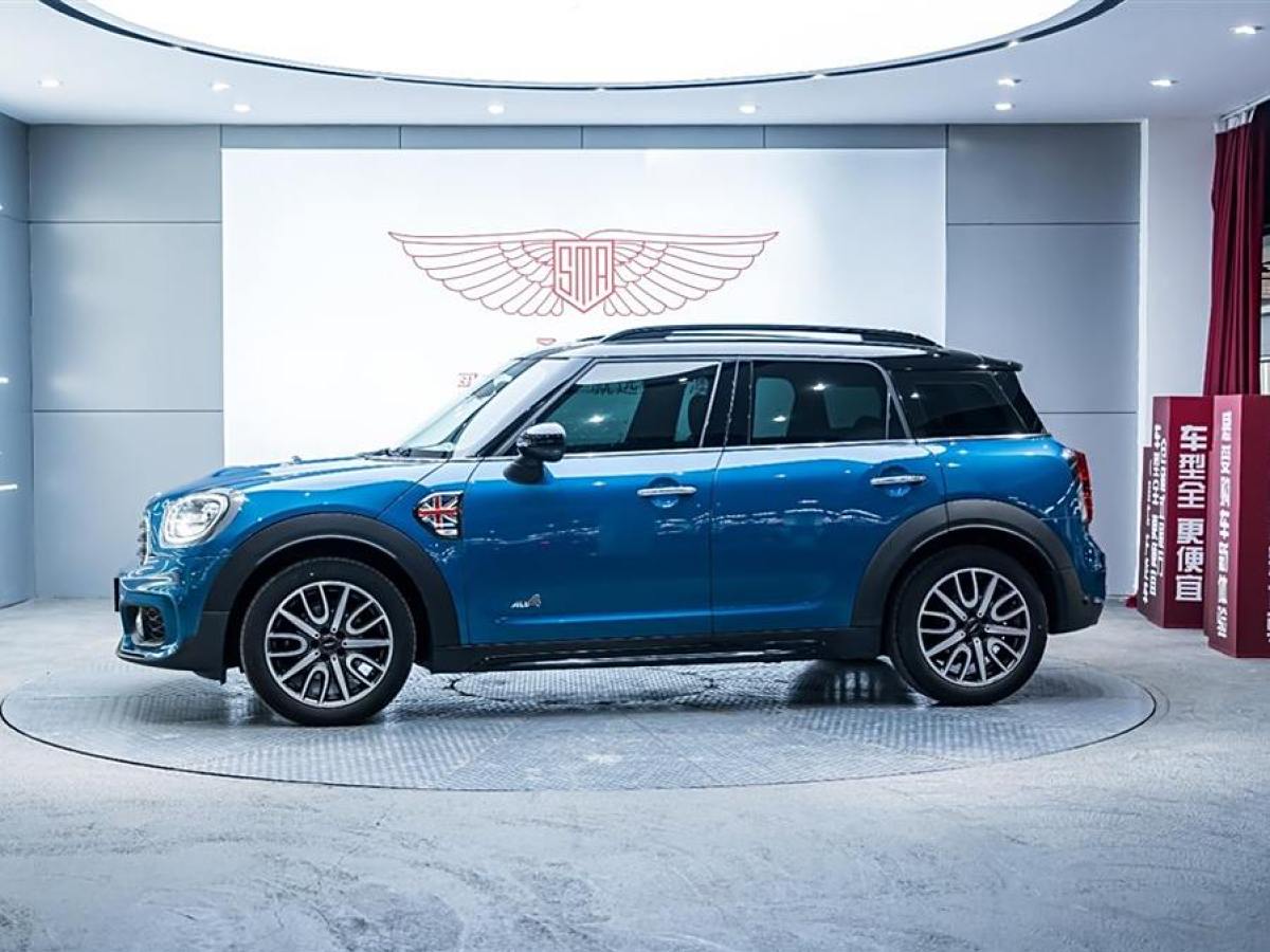 2019年9月MINI COUNTRYMAN  2018款 1.5T COOPER ALL4 藝術(shù)家