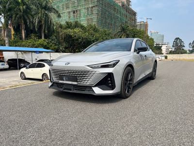 2022年2月 長(zhǎng)安 長(zhǎng)安UNI-V 1.5T 尊貴型圖片