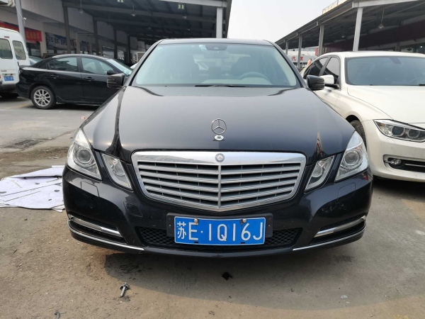 奔驰 奔驰E级  2011款 E 300 L 优雅型