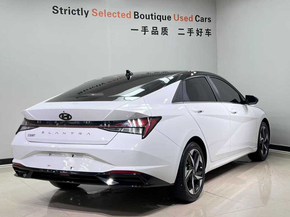現(xiàn)代 伊蘭特  2021款 1.5L LUX尊貴版圖片