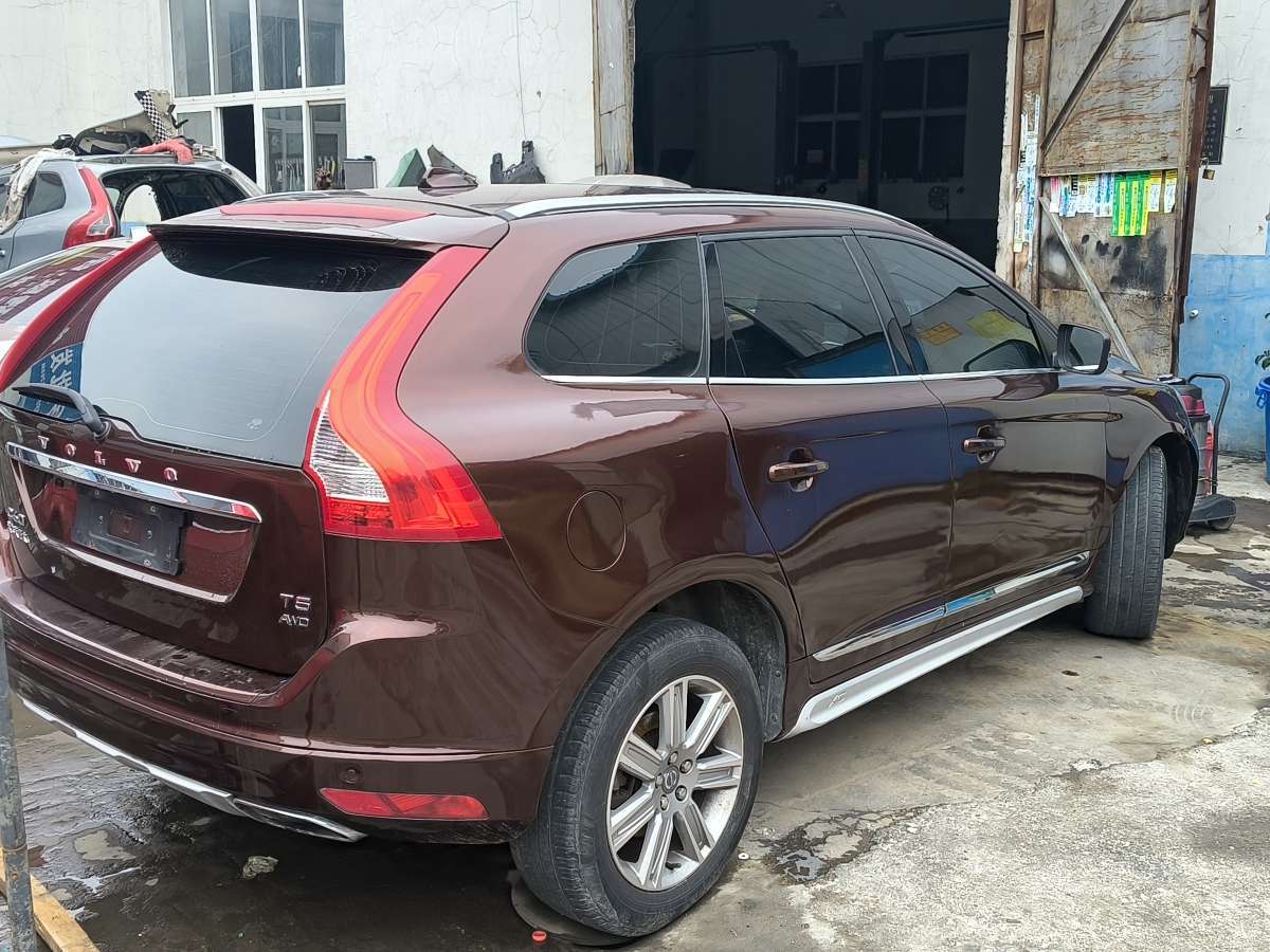沃爾沃 XC60  2015款 T5 AWD 智遠(yuǎn)版圖片
