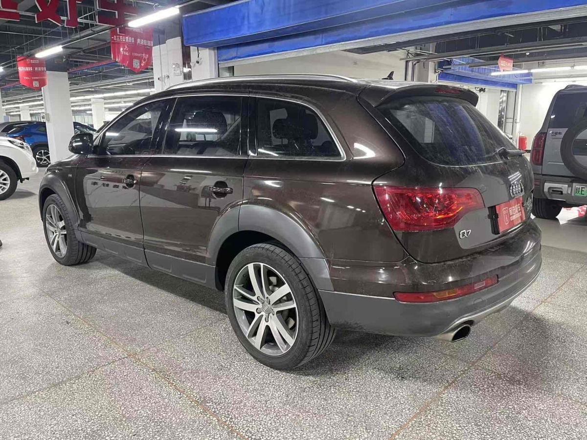 奧迪 奧迪Q7  2015款 40 TFSI 典藏型圖片