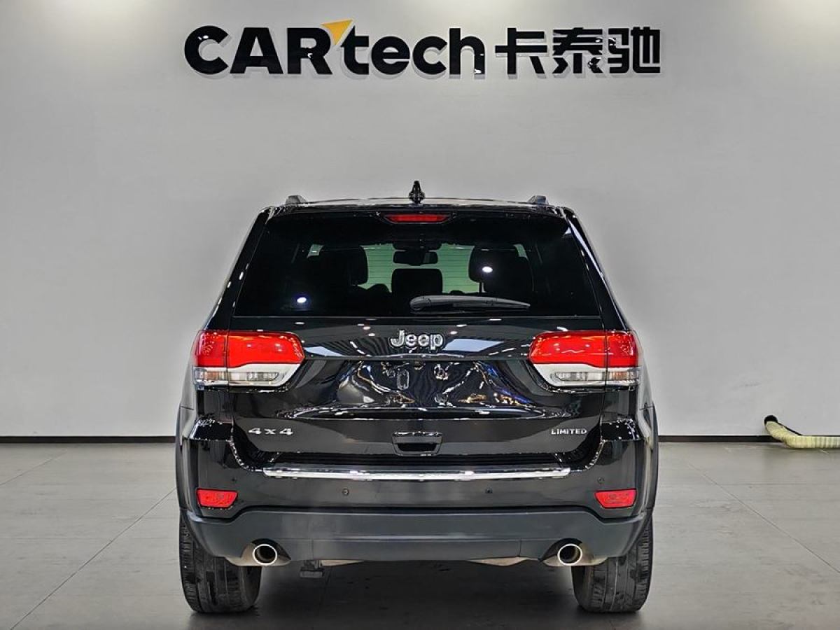 Jeep 大切諾基  2014款 3.6L 精英導(dǎo)航版圖片