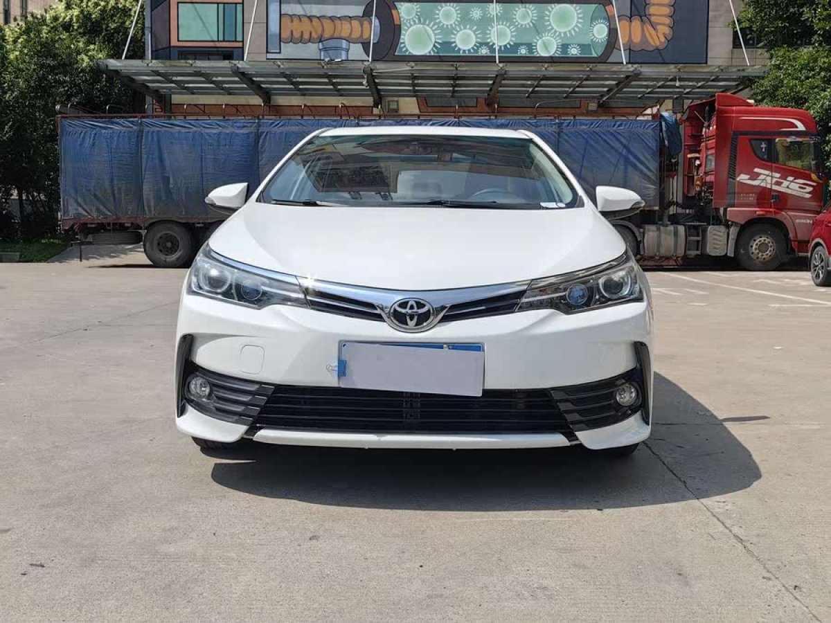 豐田 卡羅拉  2017款 改款 1.2T S-CVT GL-i圖片