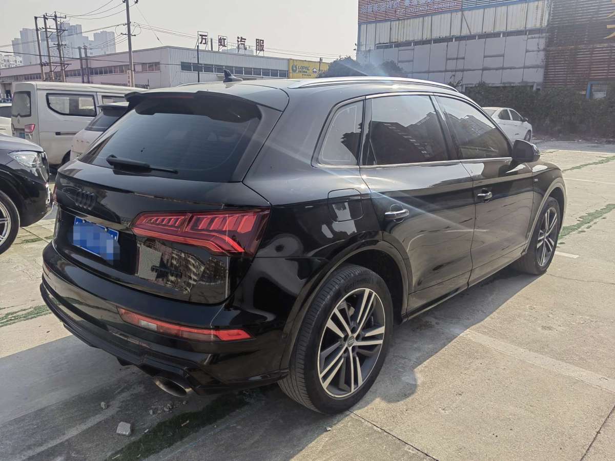 奧迪 奧迪Q5L  2020款 45 TFSI 尊享運(yùn)動型圖片