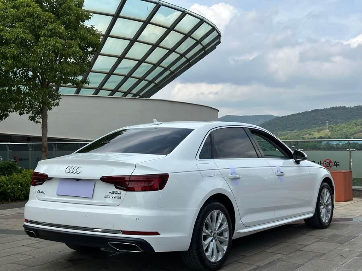 奧迪 奧迪A4L  2019款 40 TFSI 進取型 國VI圖片