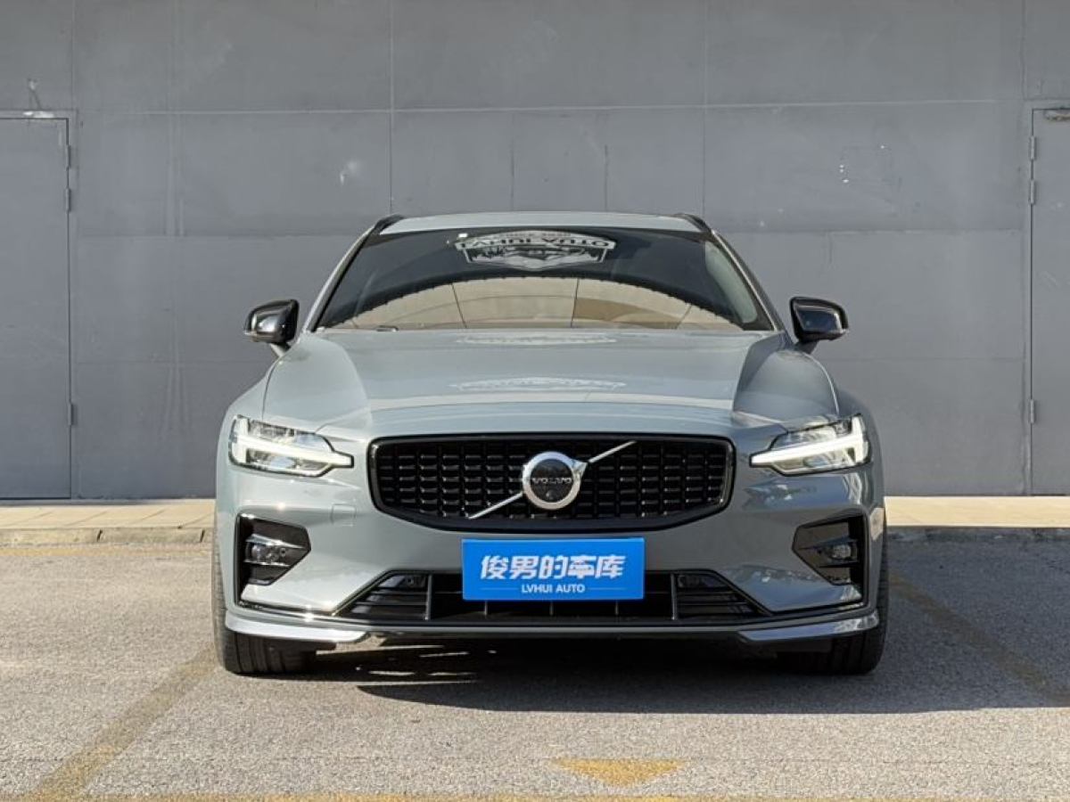 沃爾沃 V60  2023款 B5 智雅運動版圖片