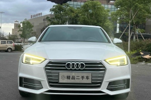 奥迪A4L 奥迪 30周年年型 40 TFSI 运动型