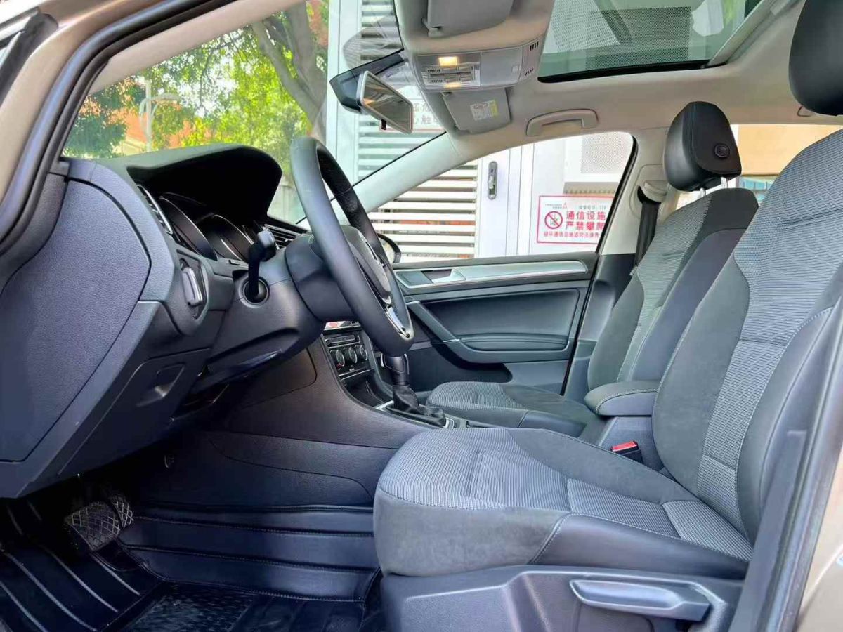 大眾 高爾夫  2020款 200TSI DSG舒適型圖片